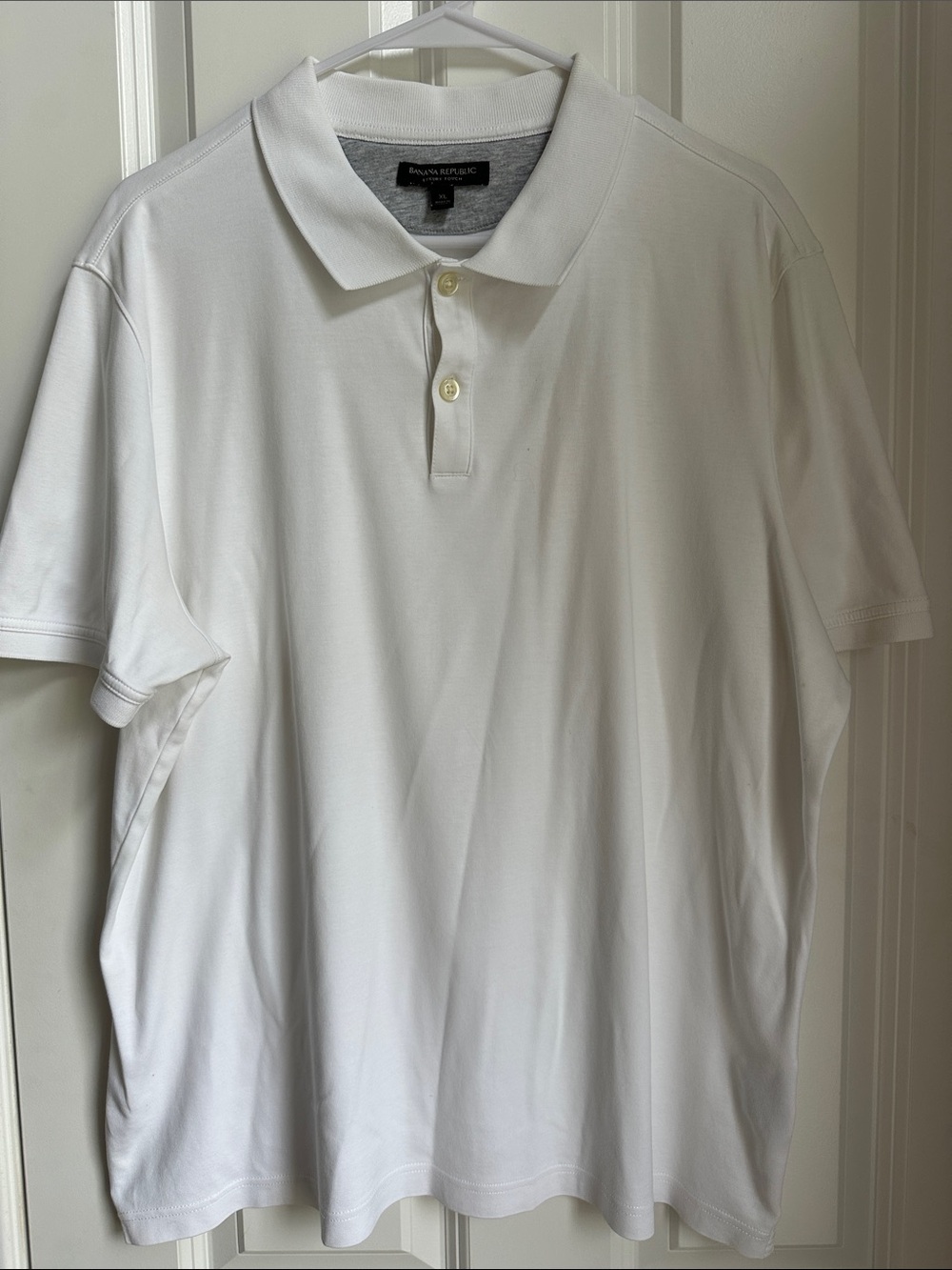Banana Republic Men’s White Polo